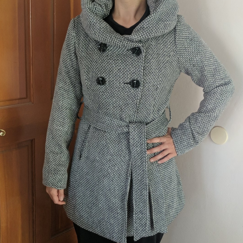 Houndstooth coat, double breasted + oversized hood